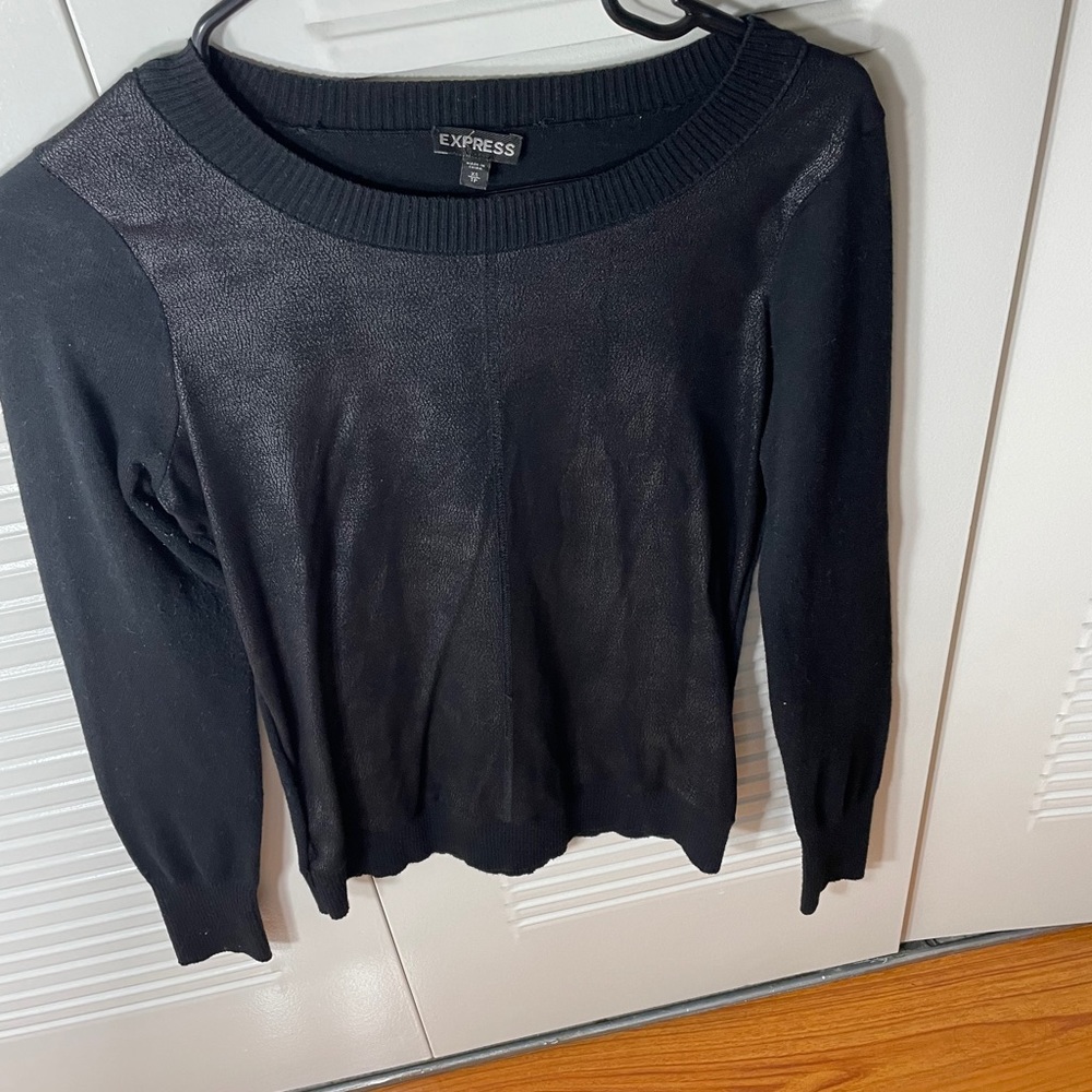 Express front panel is semi metallic size XS